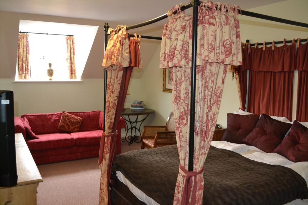 The Mill Arms Hotel รอมซีย์ ห้อง รูปภาพ