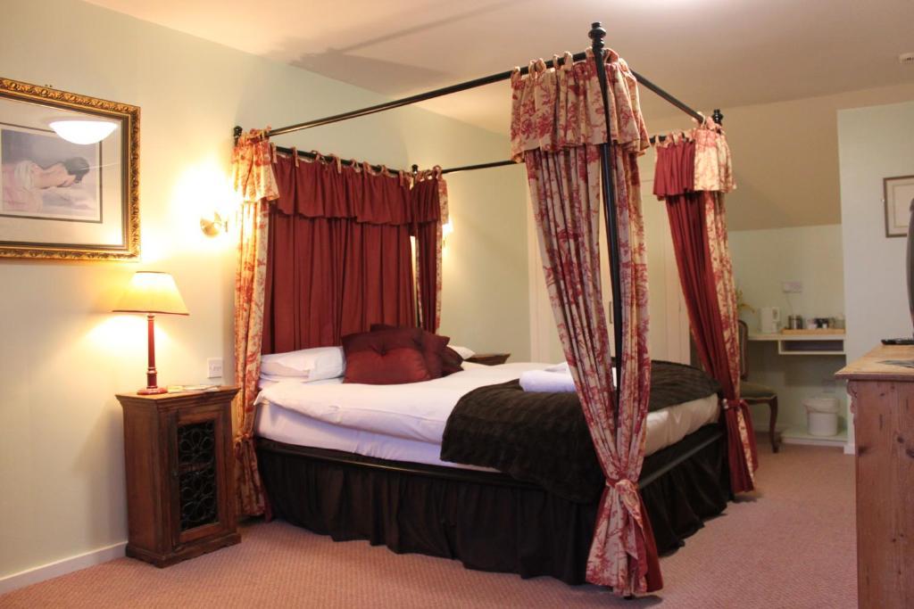 The Mill Arms Hotel รอมซีย์ ห้อง รูปภาพ