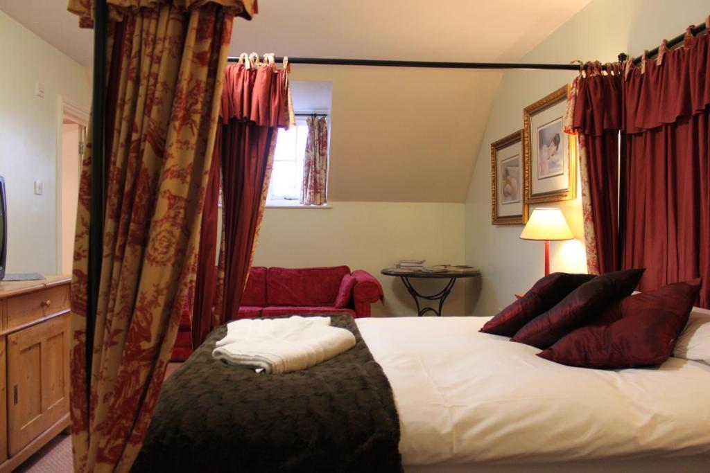 The Mill Arms Hotel รอมซีย์ ห้อง รูปภาพ